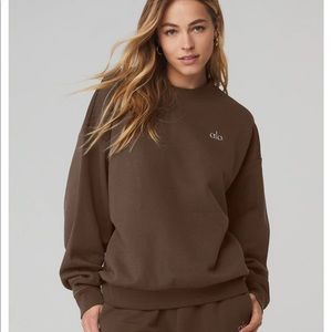 ALO accolade pullover